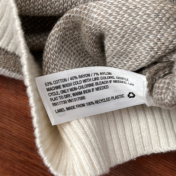 A new day striped sweater - Picture 4 of 4